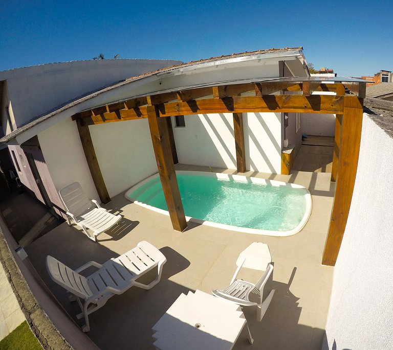 Residencial da Bia - Casas com 2 Dorms, Ar e Piscina Térmica